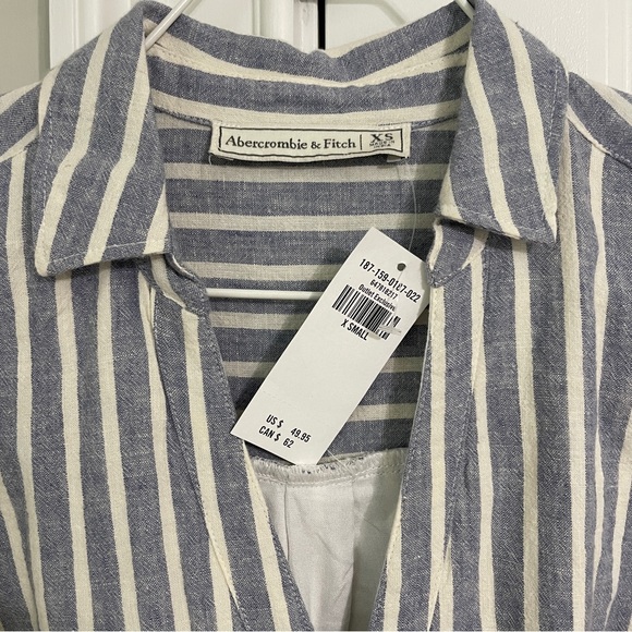 Abercrombie and Fitch (outlet) shirt dress, NWT, XS - Picture 2 of 3
